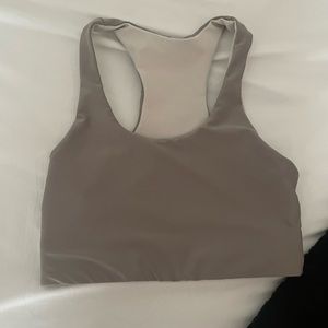Reversible brown/cream workout tank
